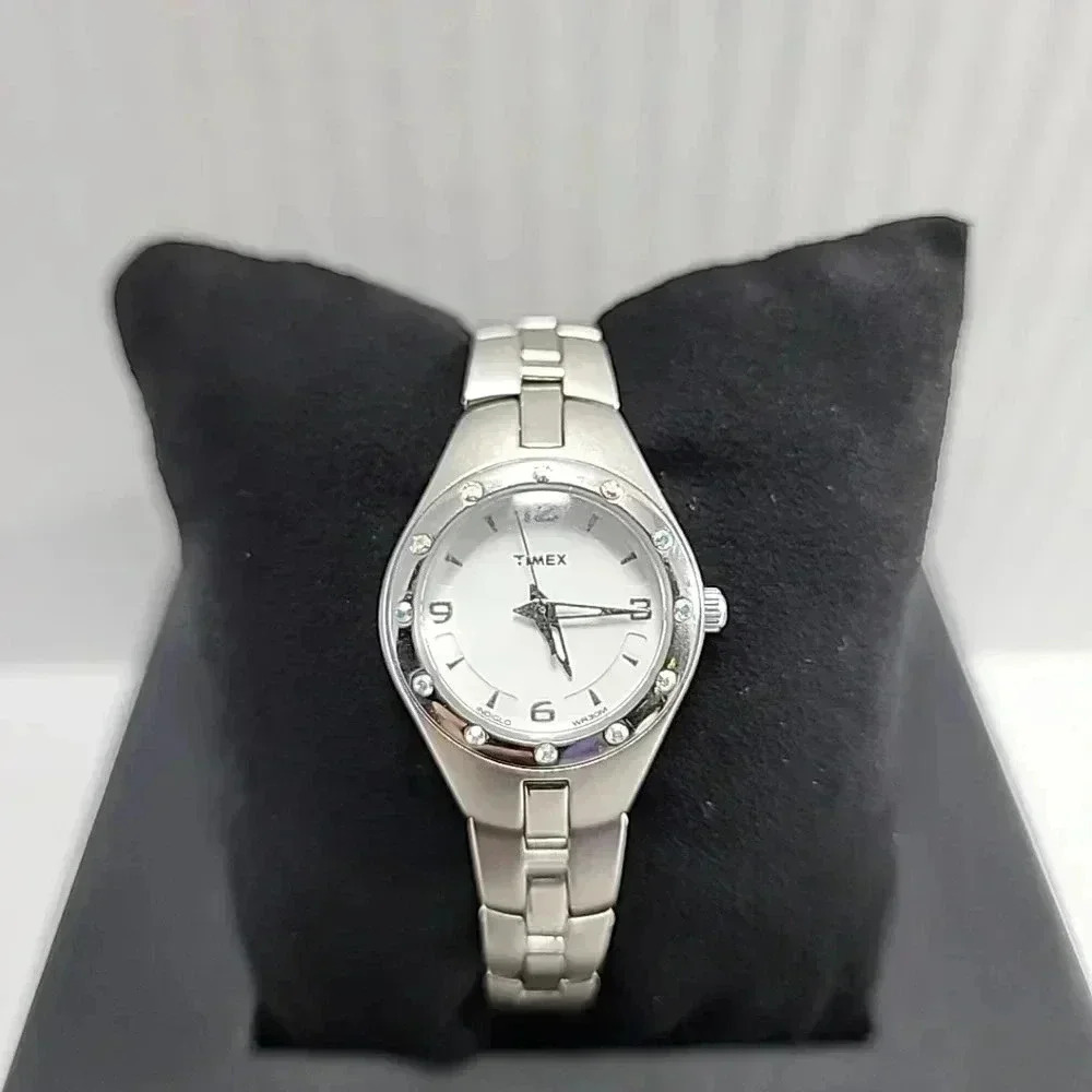 Womens Timex White Dial Crystal Watch Stainless Steel Band New Battery Dainty